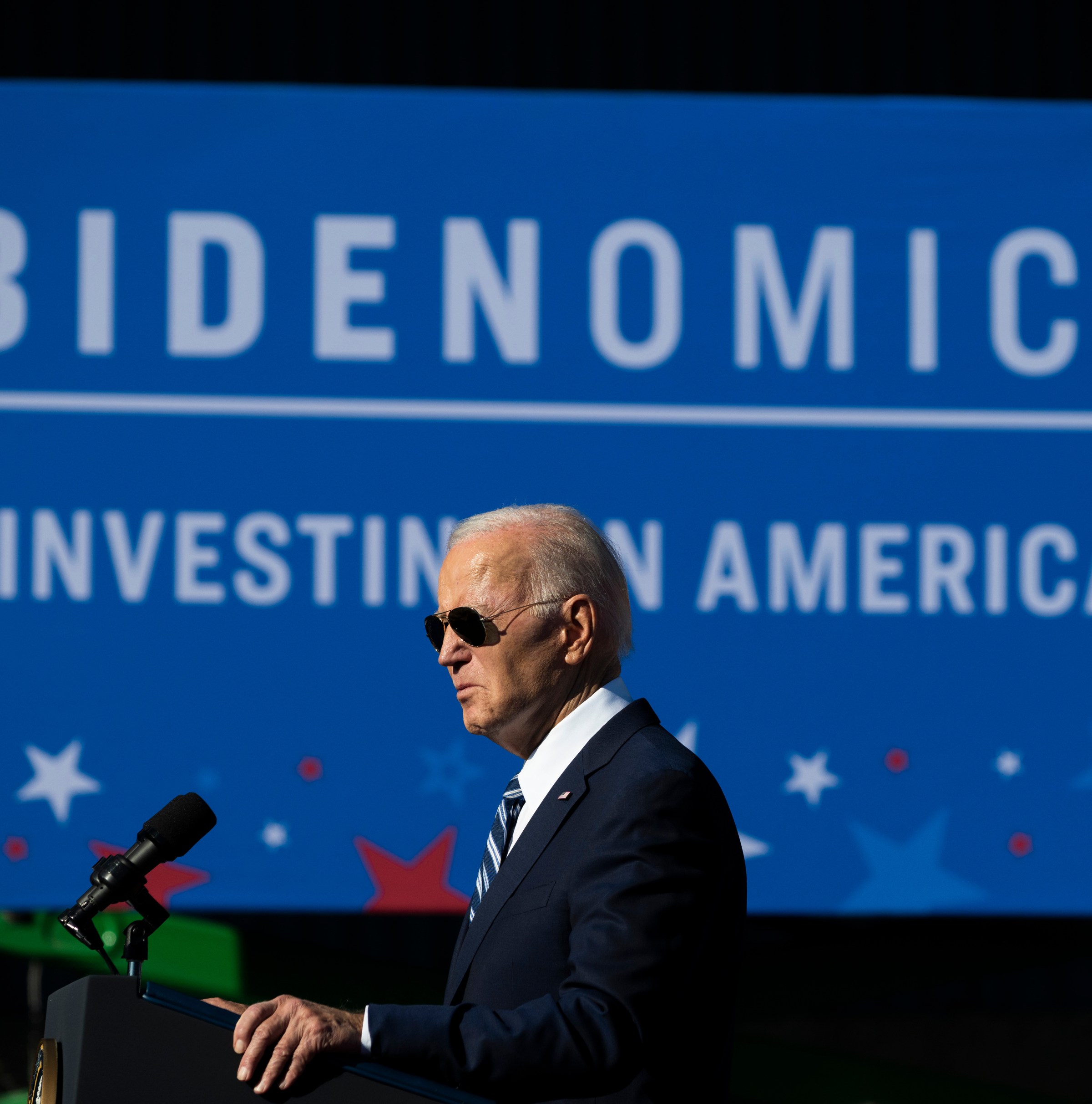Why do people think Republicans are better for the economy?