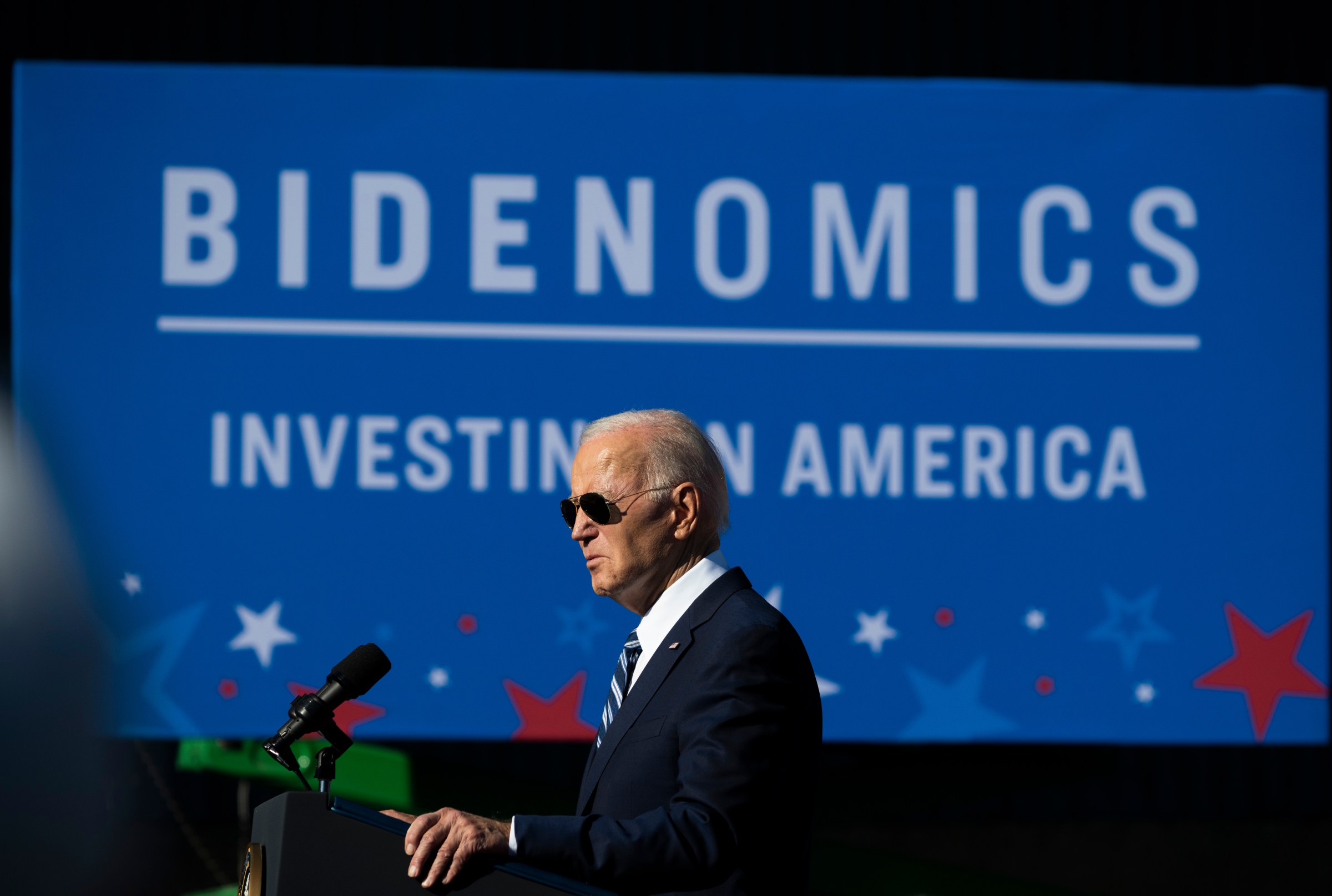 Why do people think Republicans are better for the economy?