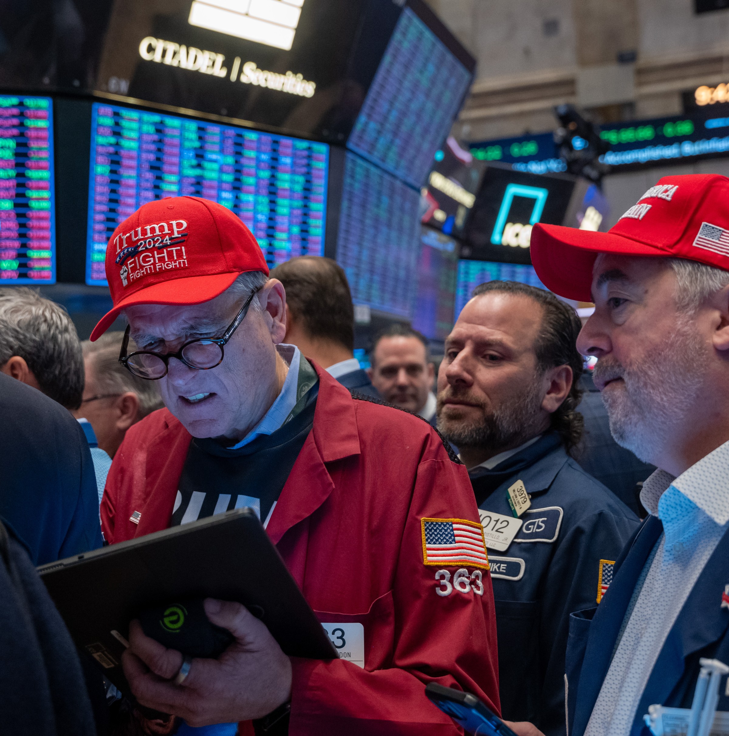 Trump’s precarious economy, in four charts